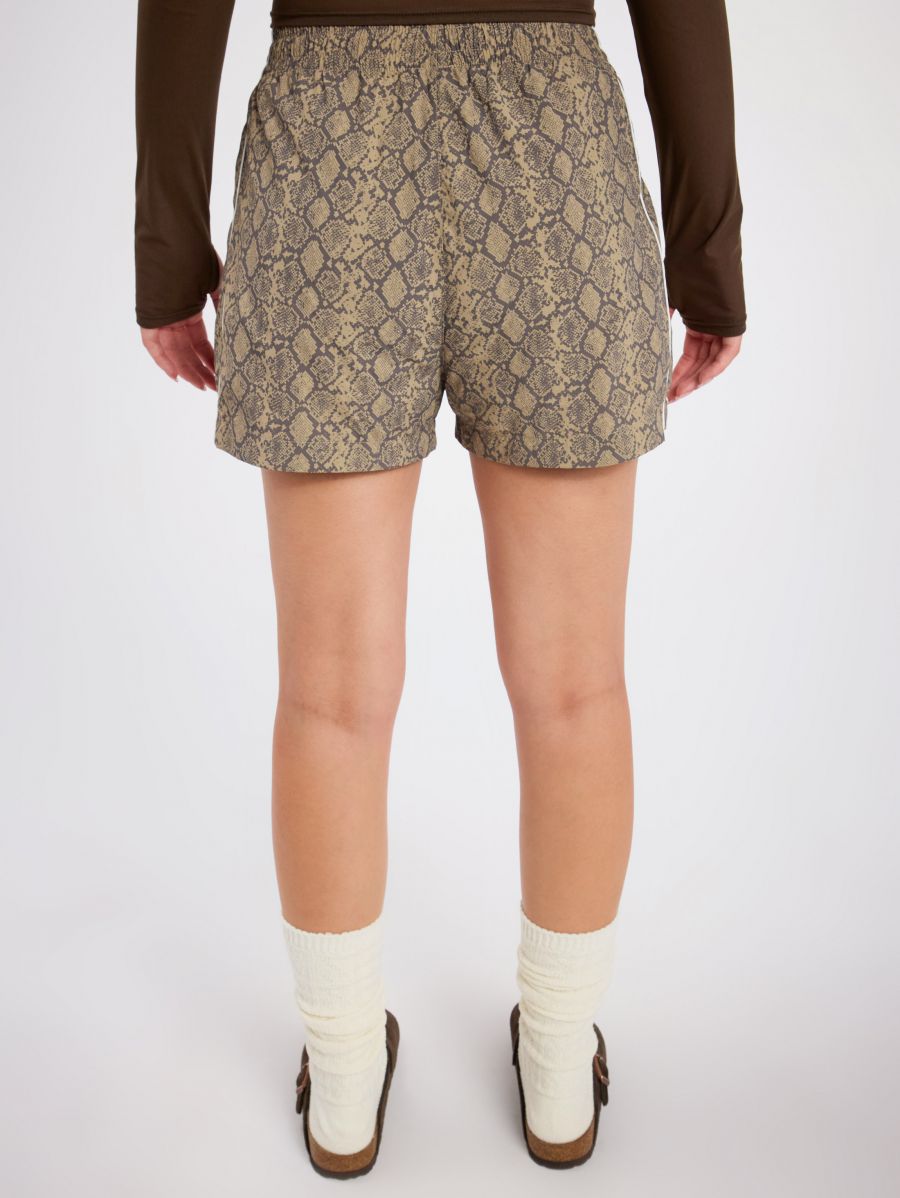 מכנסיים קצרים ניילון