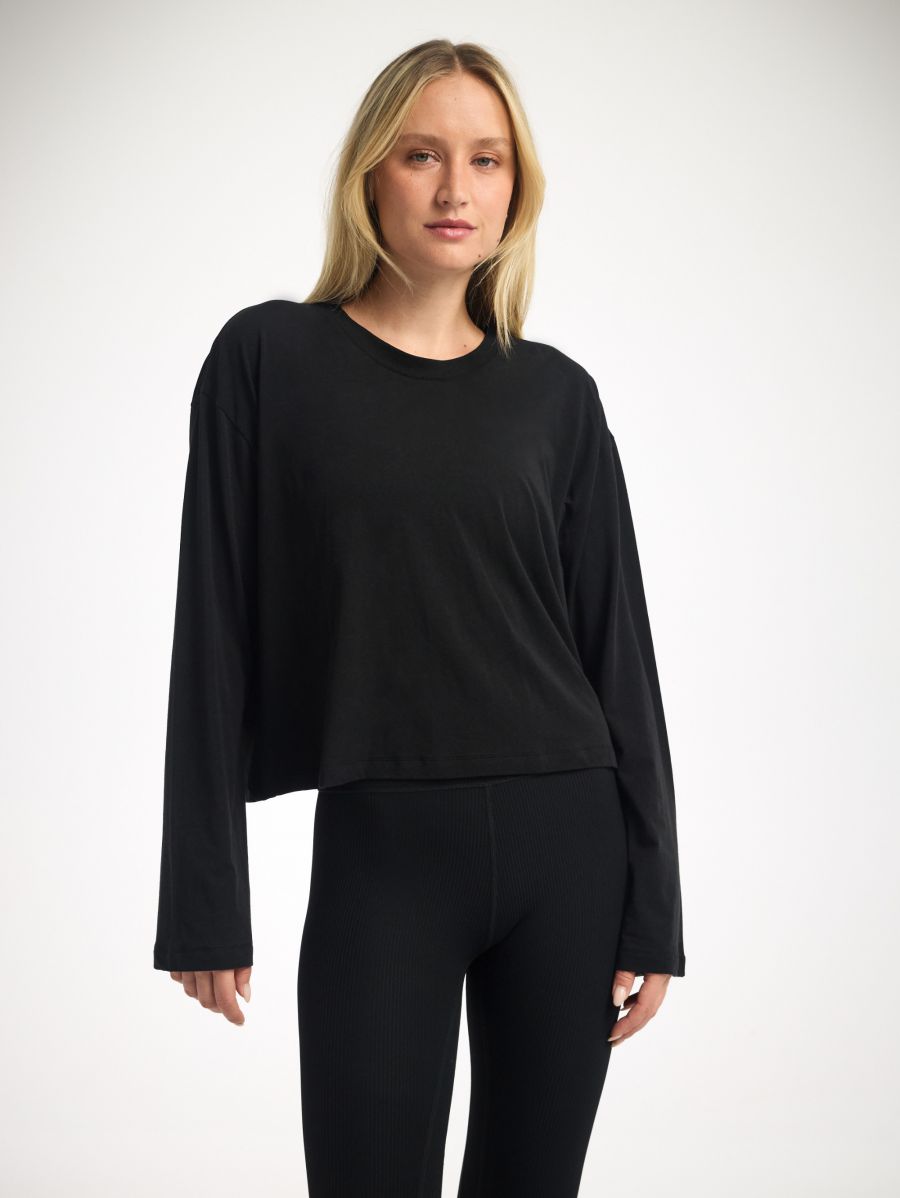 חולצת פימה שרוול ארוך עם פתח בגב