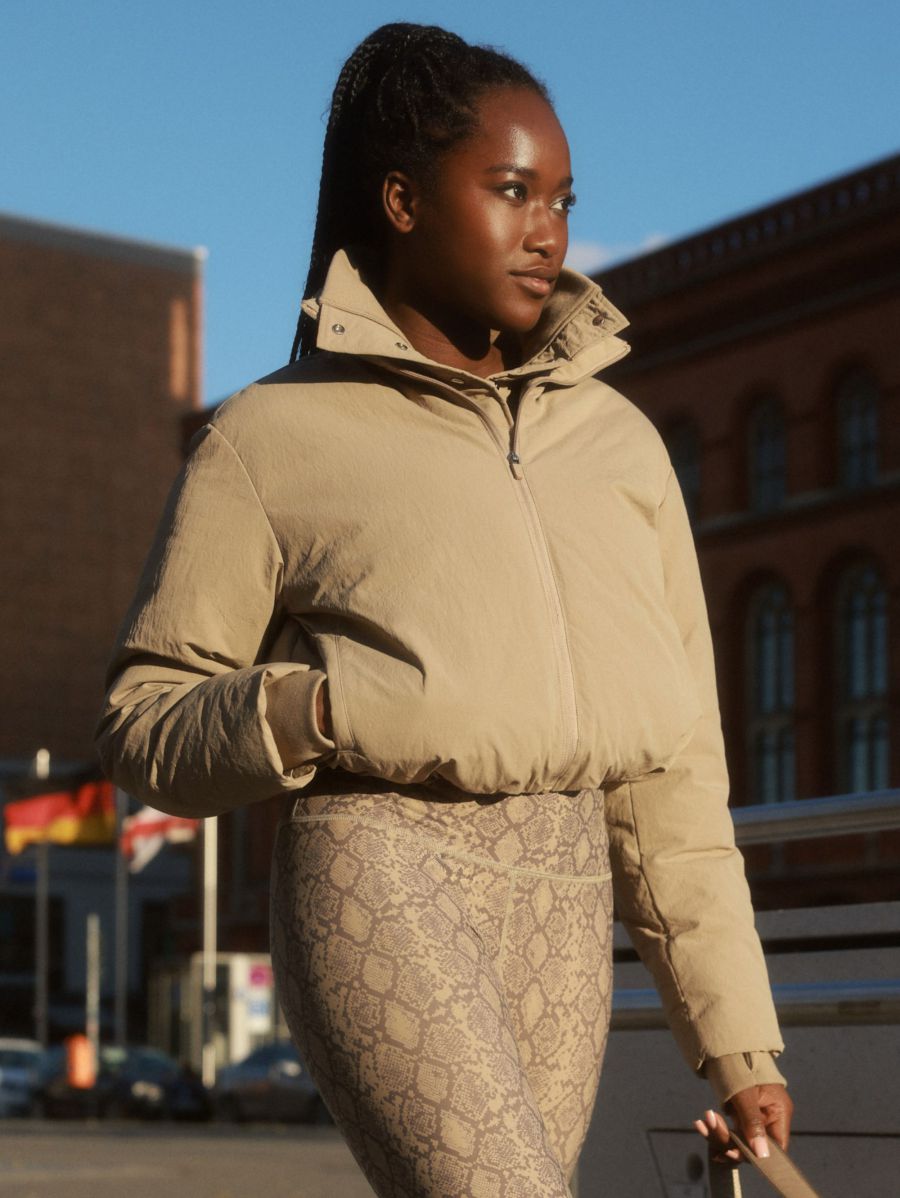 מעיל בומבר ניילון