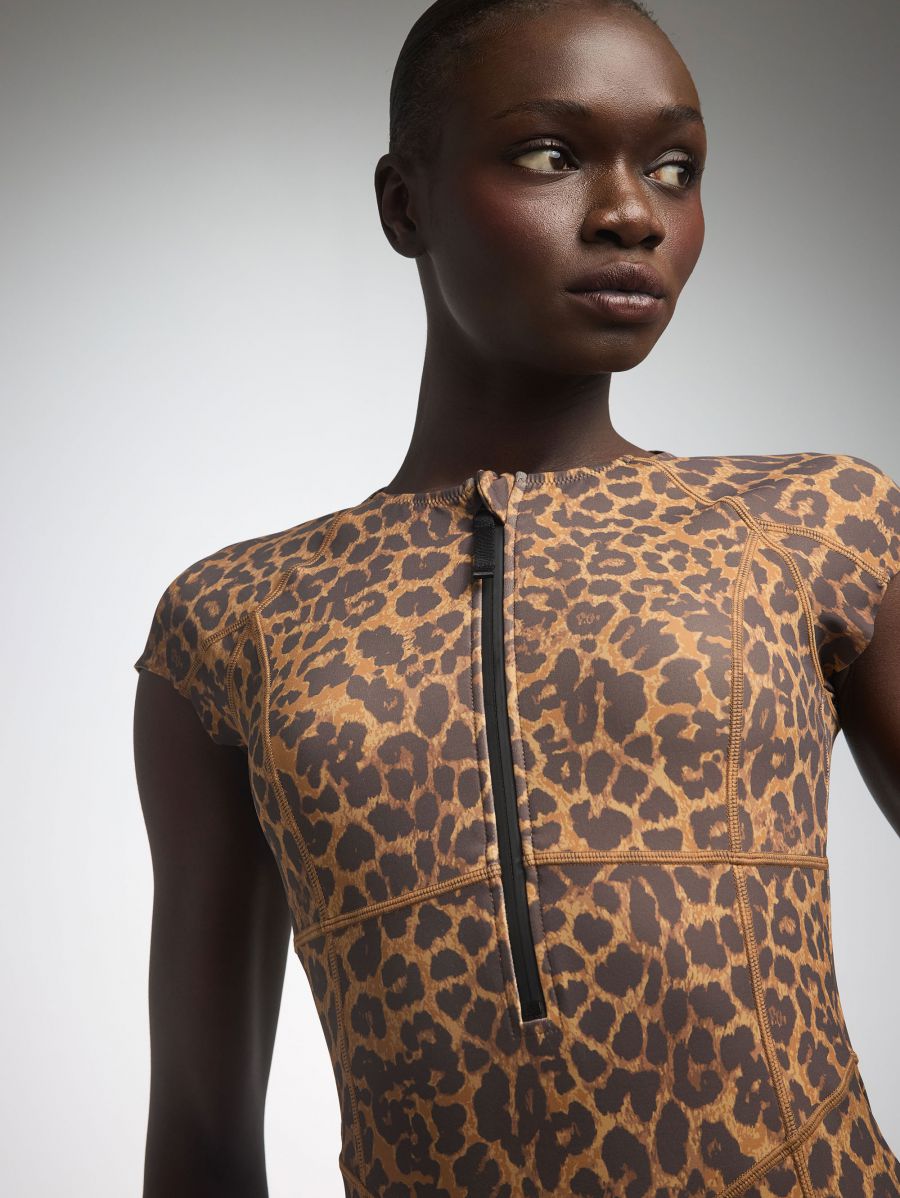 בגד ים שרוול קצר עם רוכסן