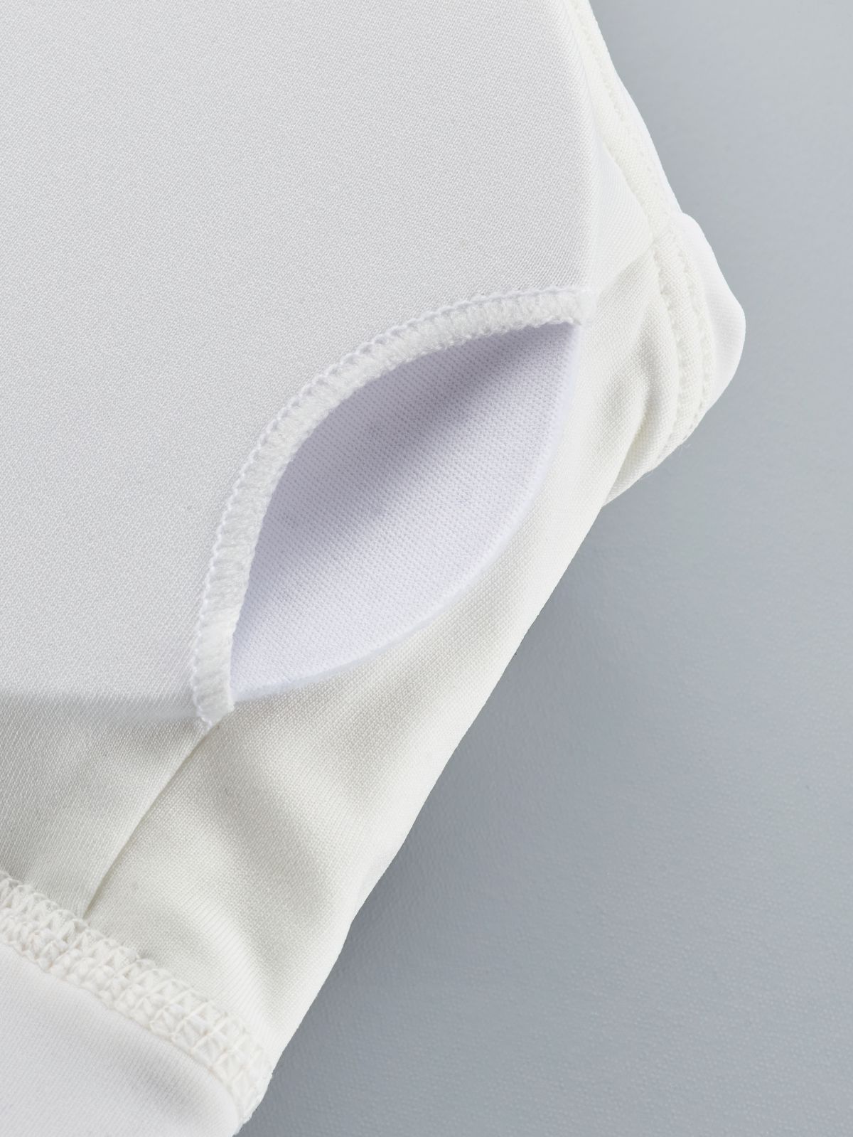 חזיית ספורט גב X מבד nero