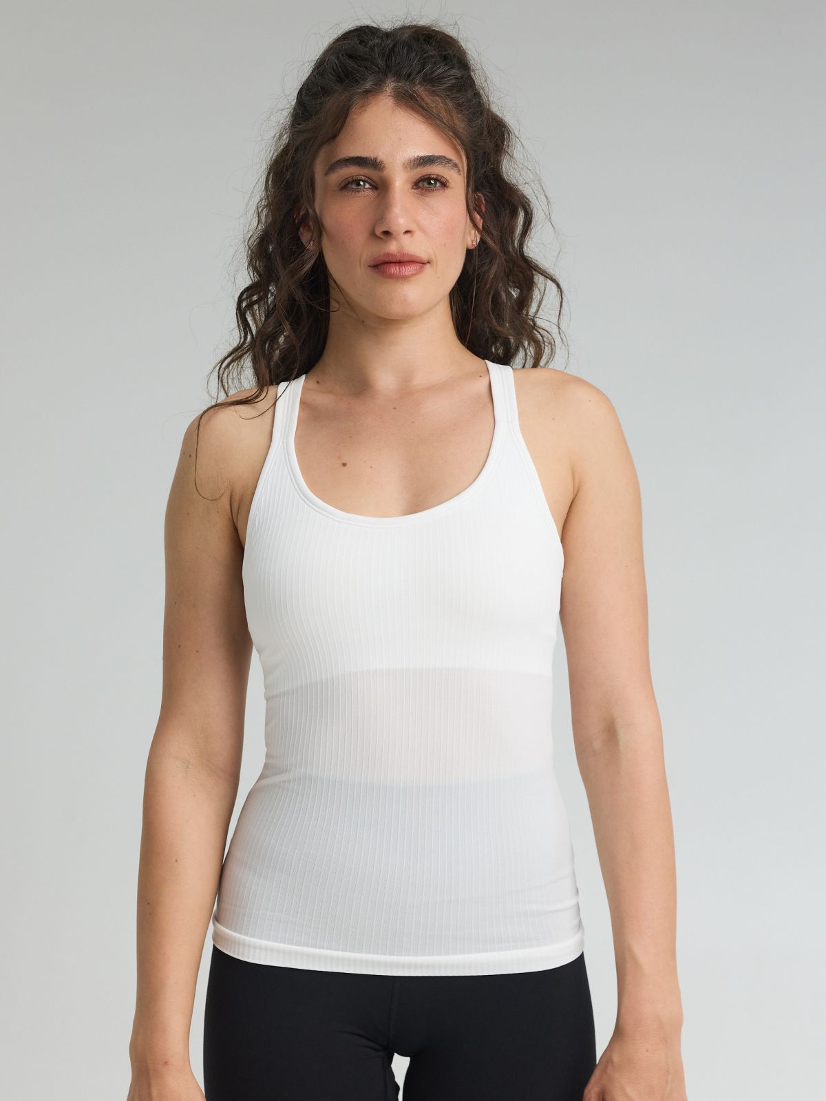 גופיית אימון ריב מבד seamless