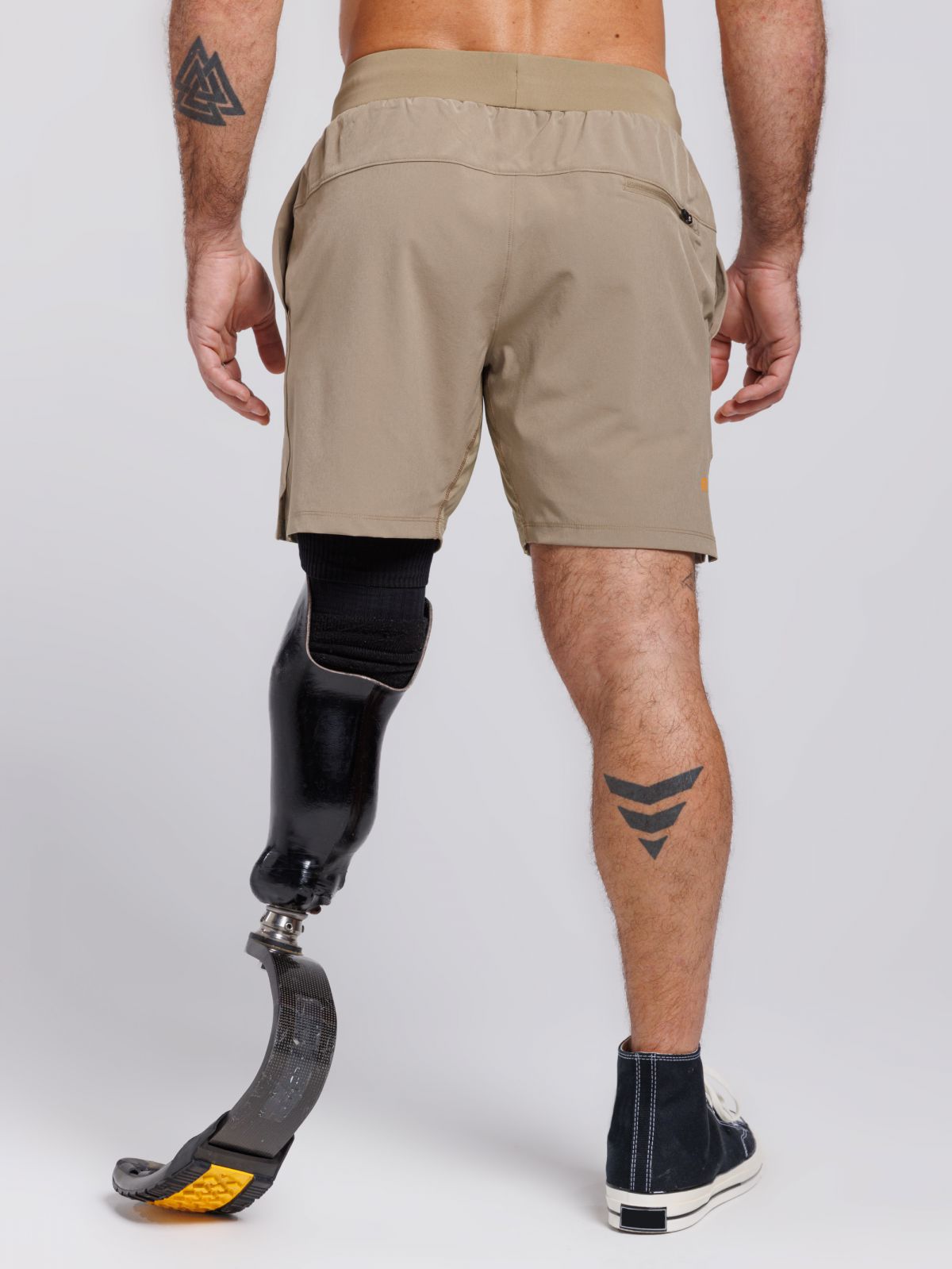 מכנסי אימון קצרים אורך ”7