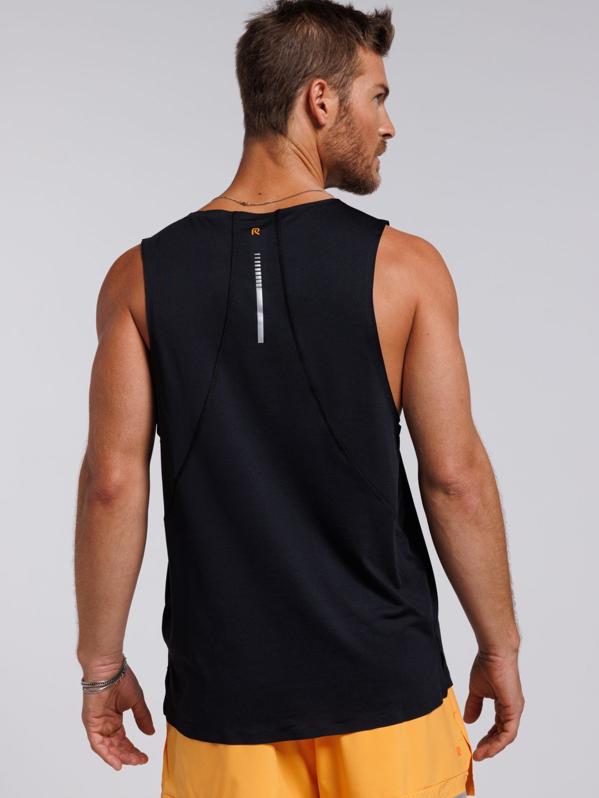 גופיית ריצה קלה מבד mesh