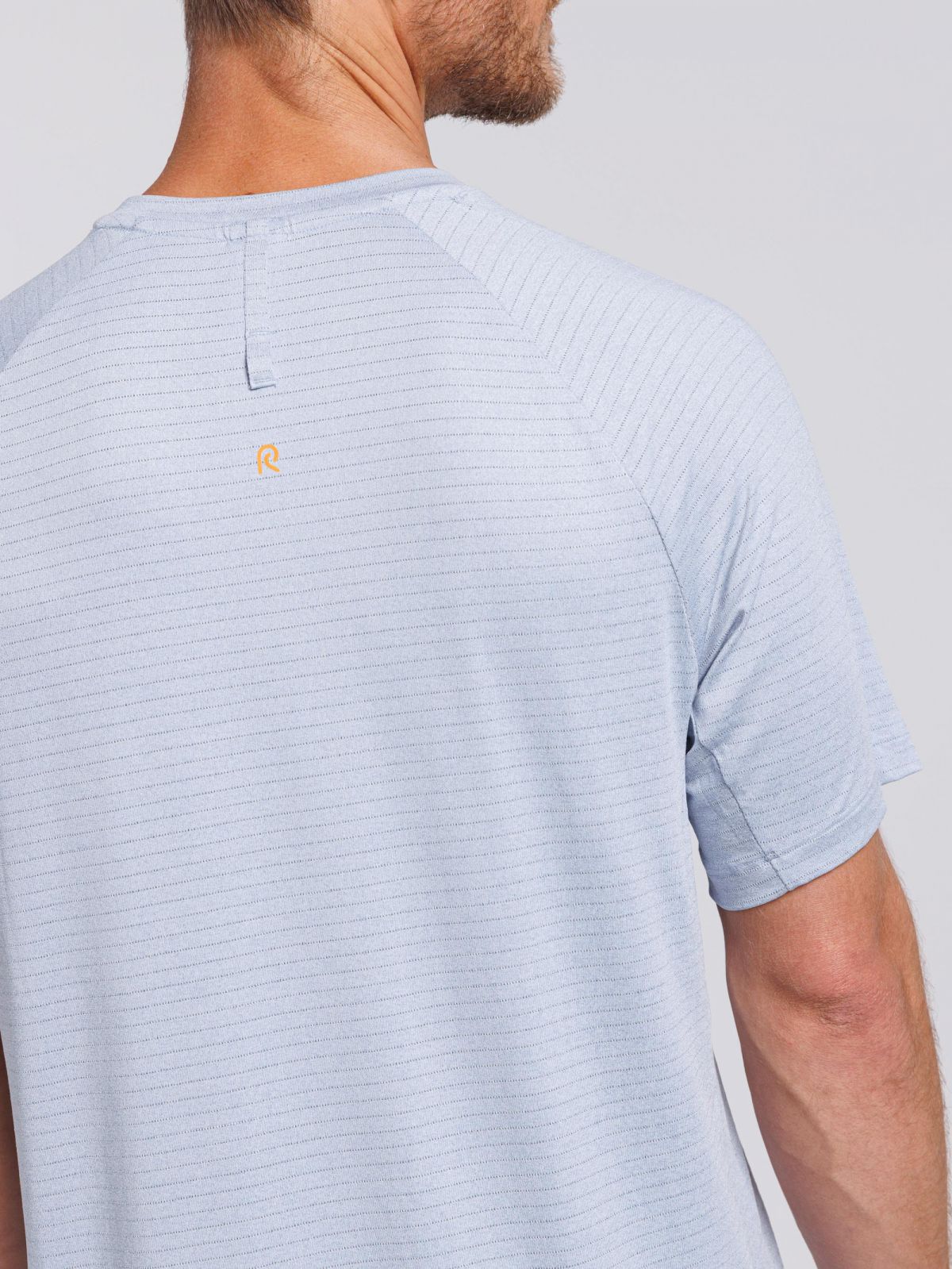 חולצת אימון שרוול קצר