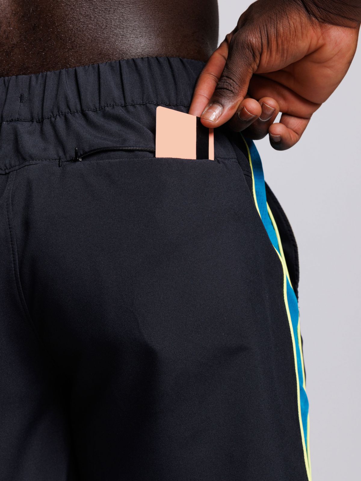 מכנסי אימון קצרים אורך 7”