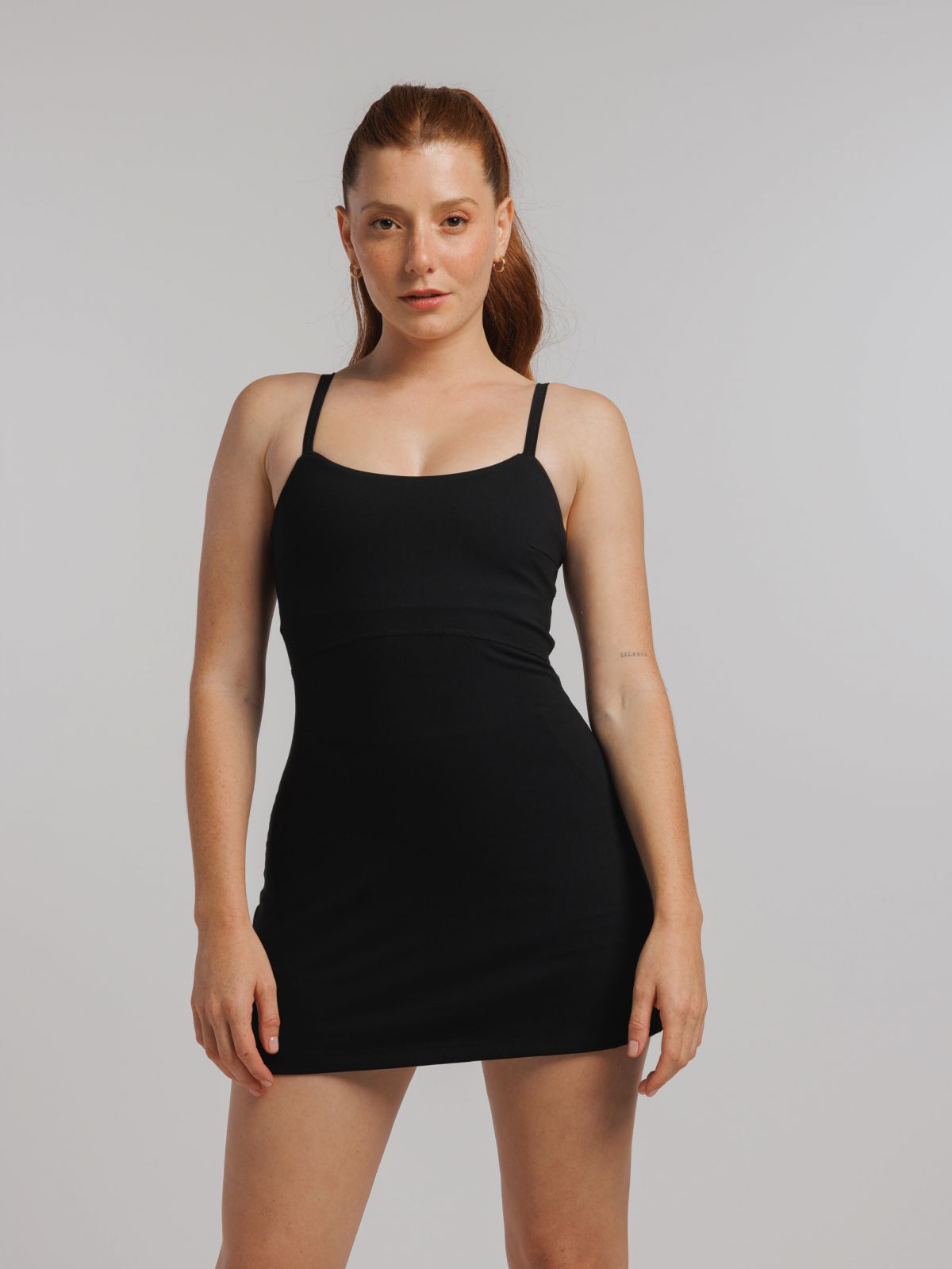 שמלה קצרה עם טייץ מובנה מבד ilios