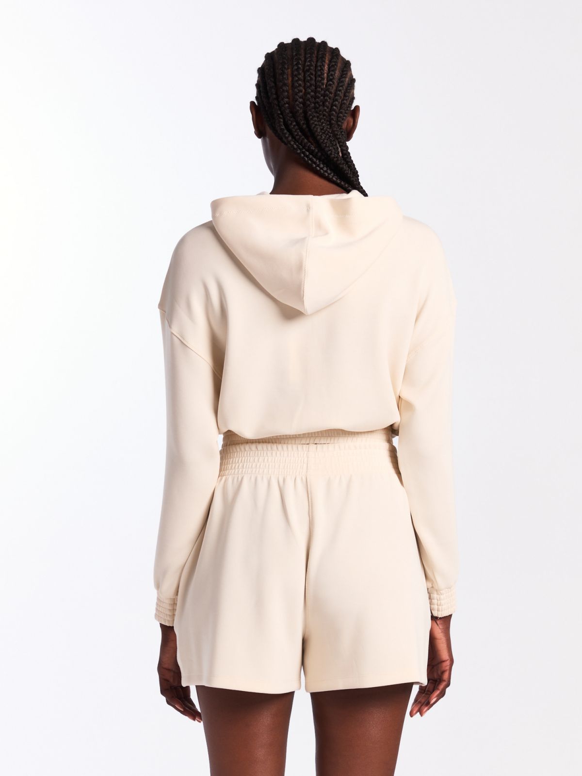 קפוצ’ון עם רוכסן מבד רך ונעים למגע