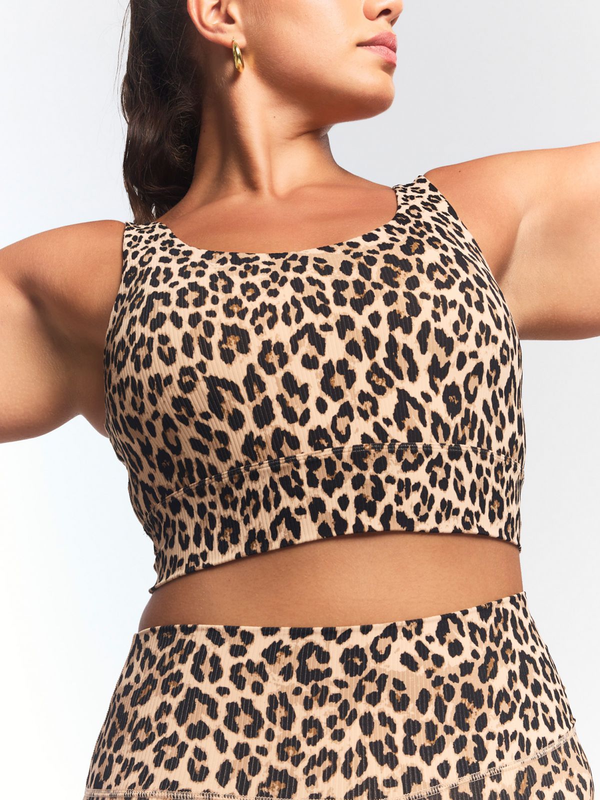 חזיית ספורט Longline מבד ilios ריב