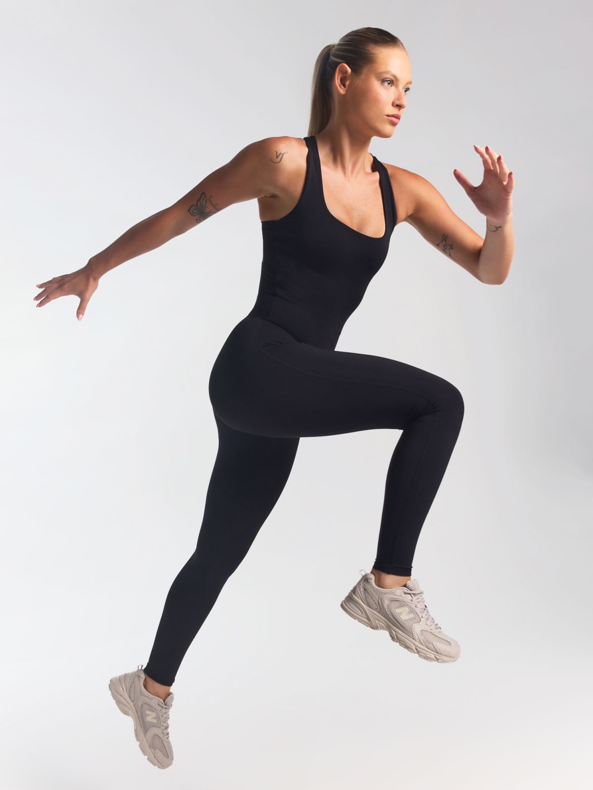 אוברול גב רייסר אורך 28” מבד nero