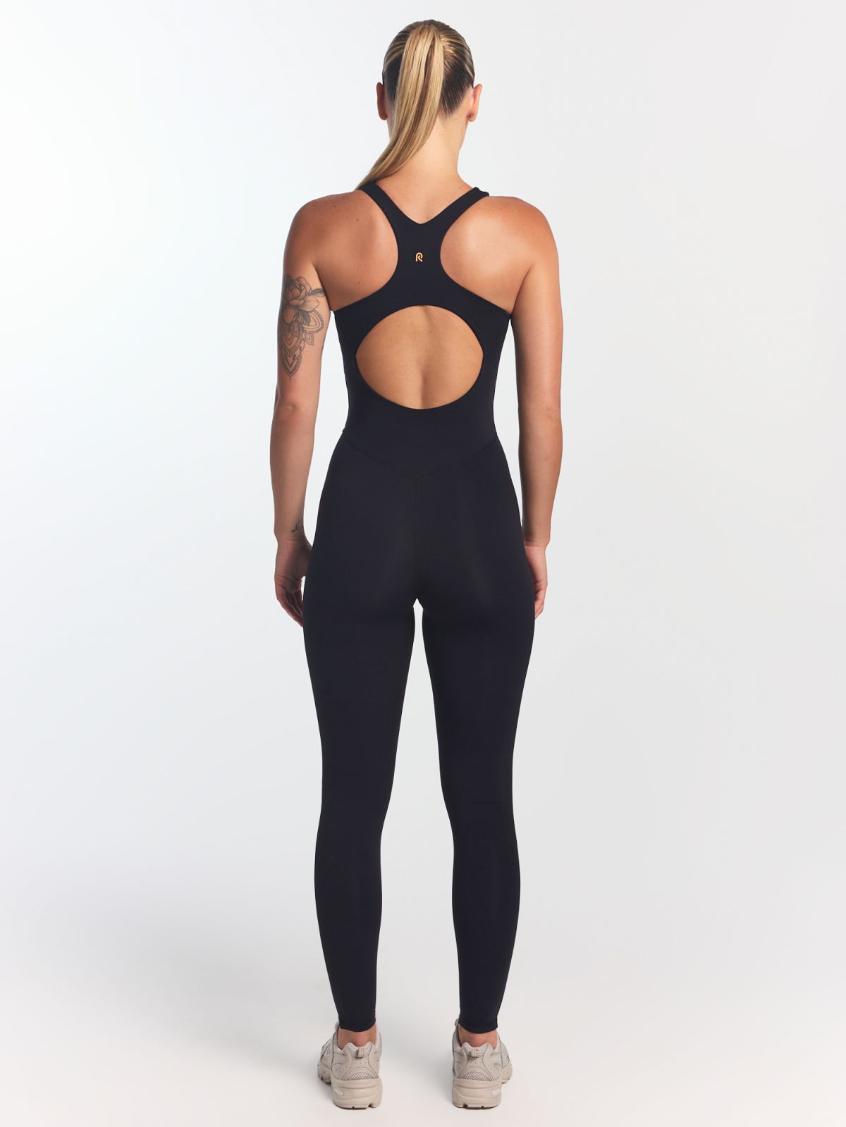 אוברול גב רייסר אורך 28” מבד nero