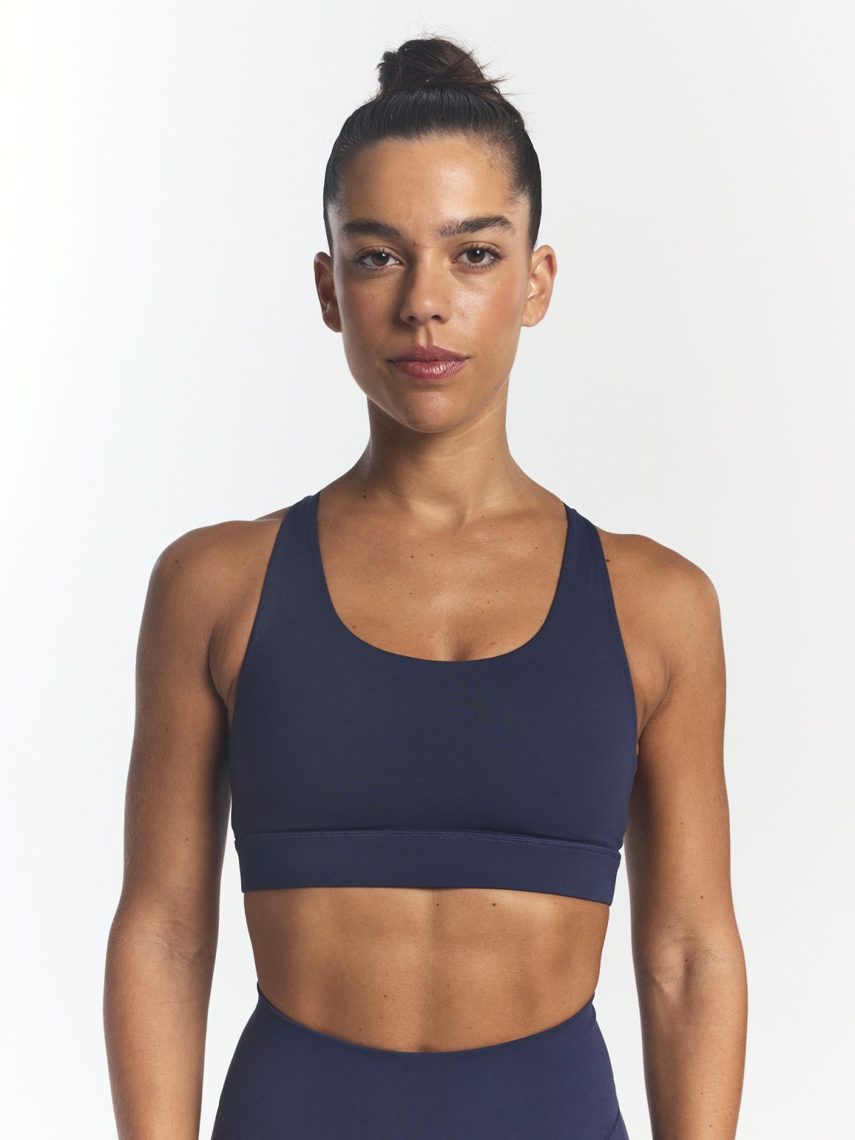 חזיית ספורט גב x מבד nero