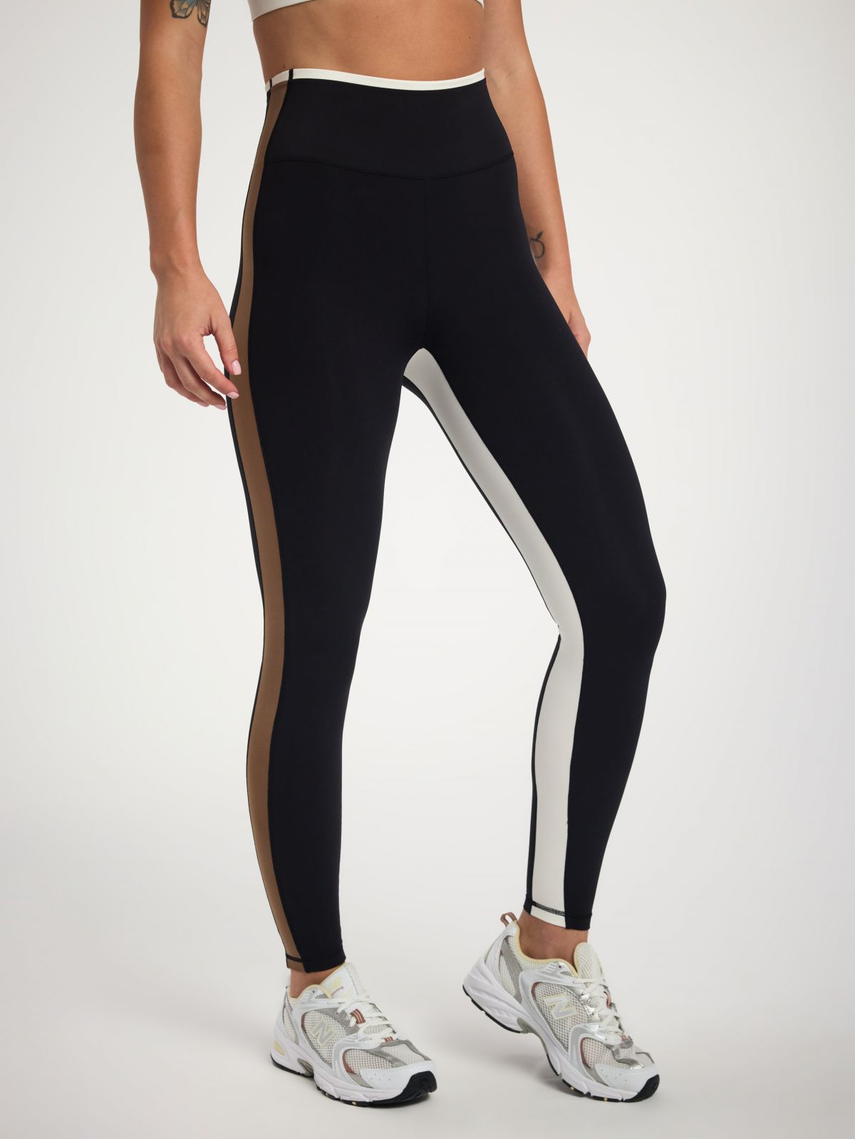 טייץ קולור בלוק אורך ”28 מבד nero