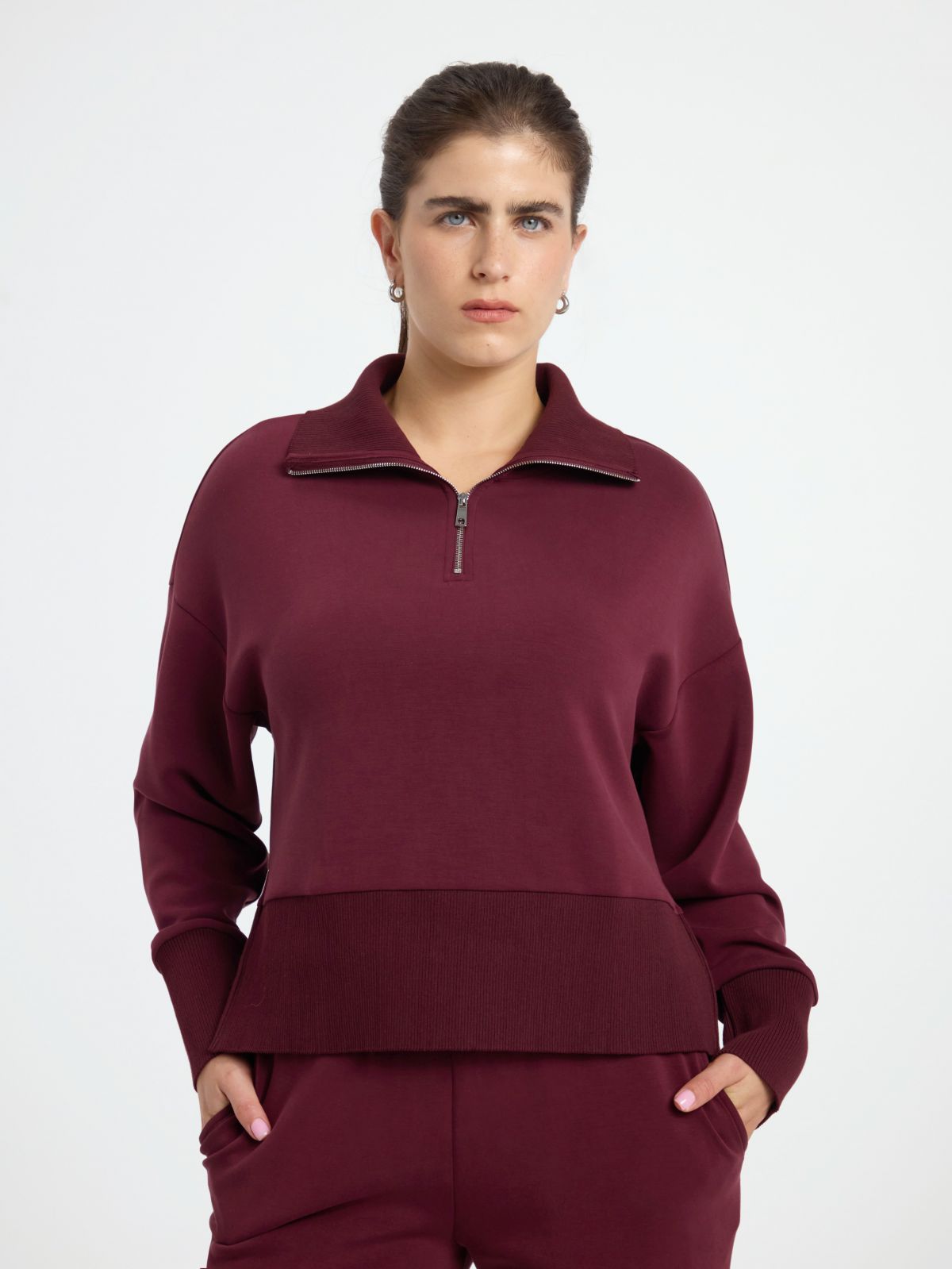 סווטשירט גולף מבד רך ונעים למגע