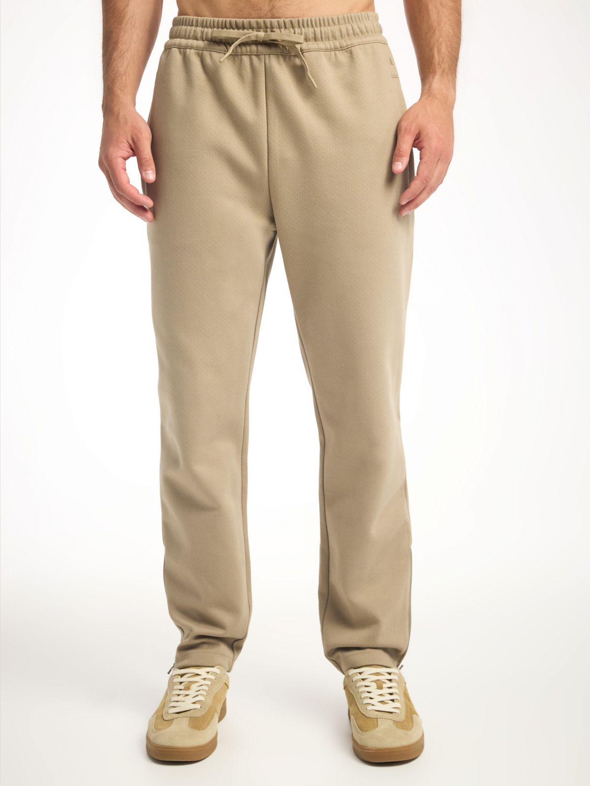 מכנסי טרנינג