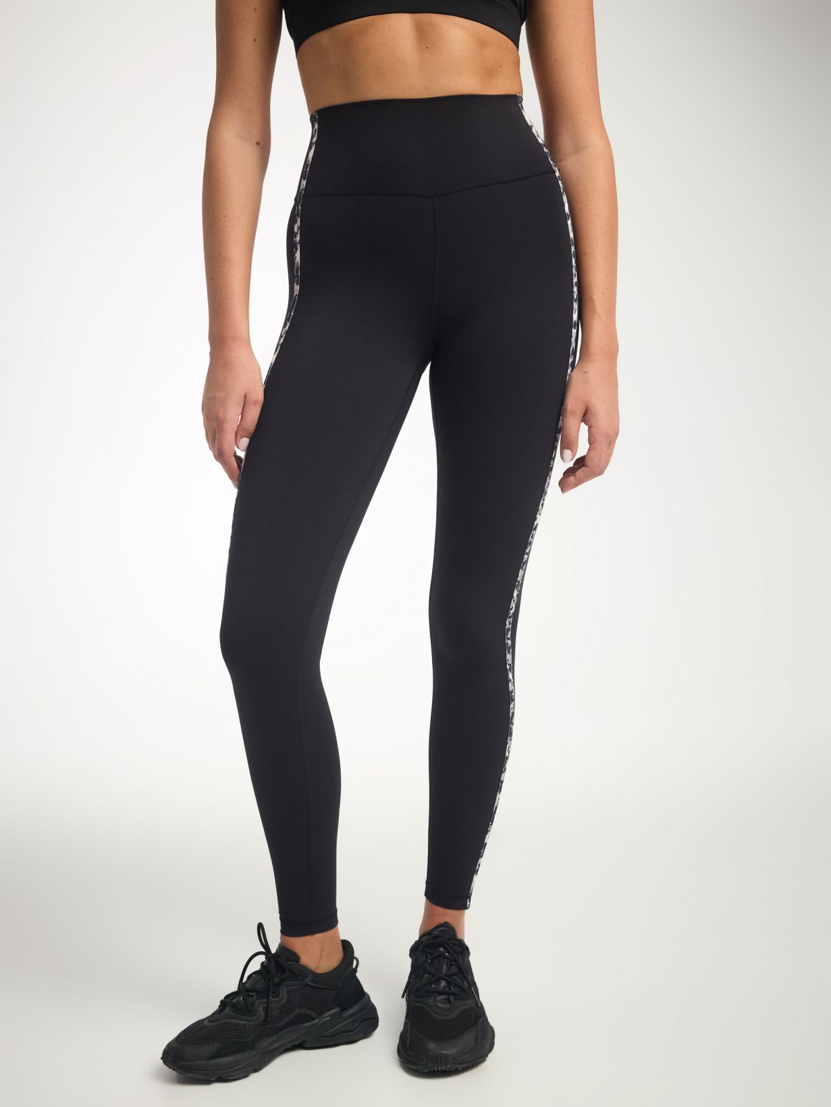 טייץ עם פס אורך ”28 מבד nero