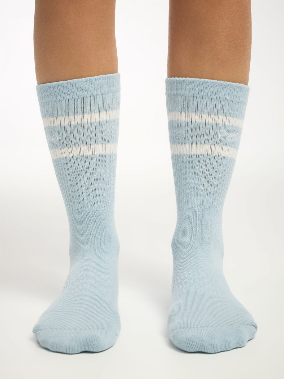 גרב ספורט קלאסית באורך רגיל