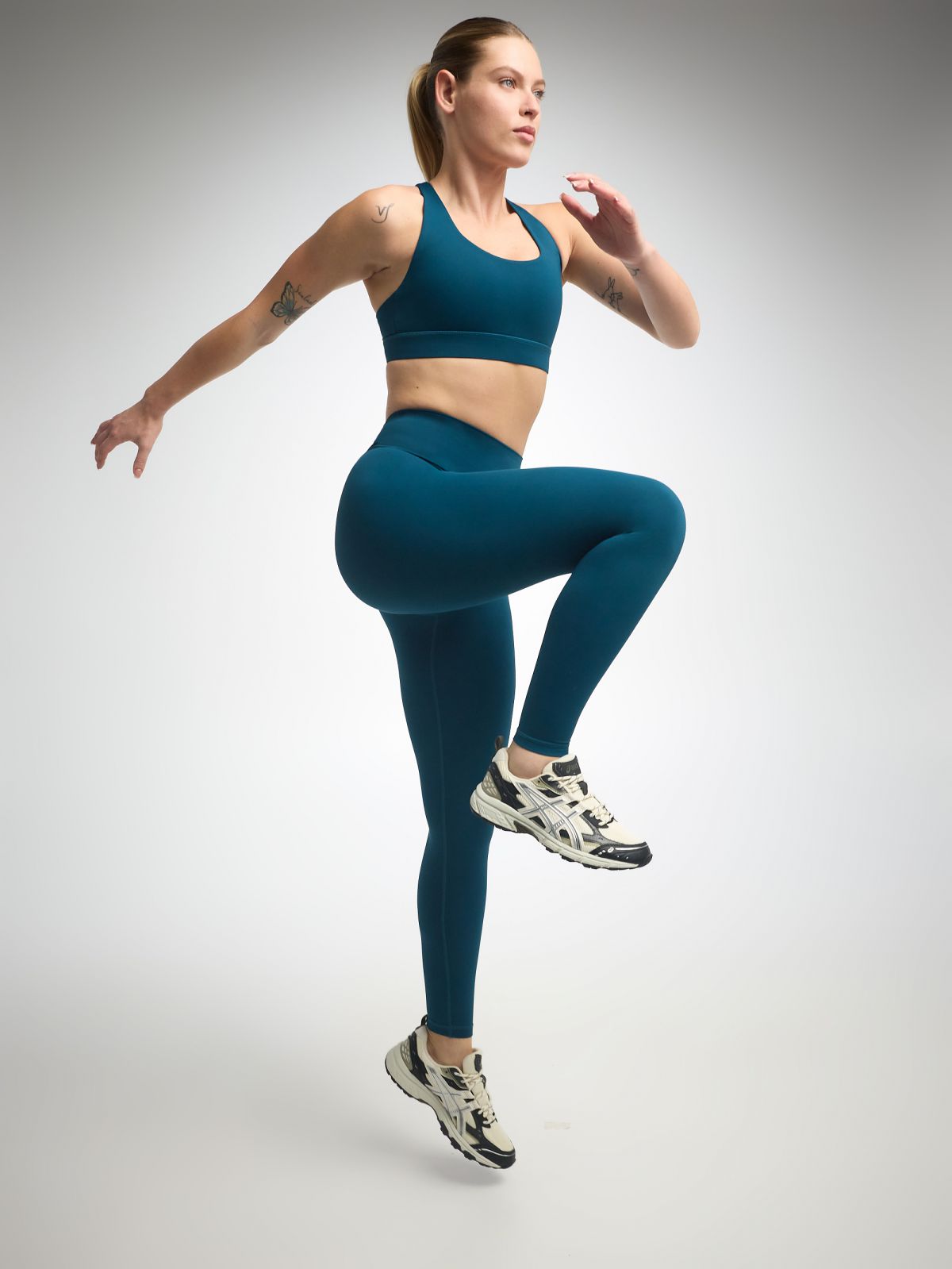 טייץ בגזרה גבוהה באורך ”28 מבד nero