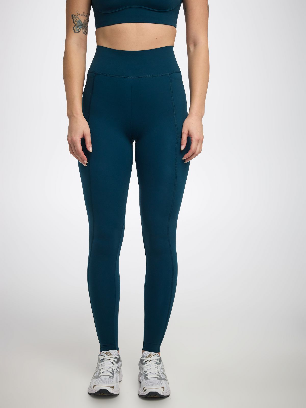 טייץ עם כיסים באורך ”28 מבד petra