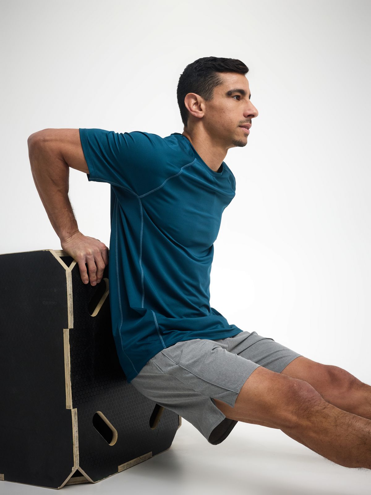 חולצת אימון שרוול קצר