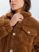 ג’קט חמים מבד sherpa