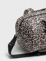 תיק אימון עם 3 ידיות