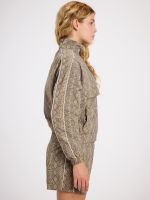 ג’קט ניילון