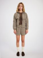 ג’קט ניילון