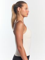 גופיית אימון עם חזייה פנימית מבד nero