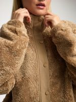 ג’קט חמים מבד sherpa