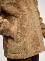 ג’קט חמים מבד sherpa