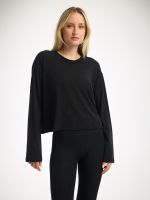 חולצת פימה שרוול ארוך עם פתח בגב