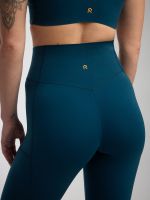 טייץ עם כיסים באורך ”28 מבד petra