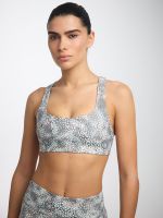 חזיית ספורט מחשוף ישר מבד nero