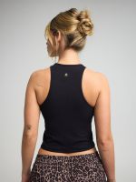 גופייה עם חזייה פנימית בשילוב בד מודל ריב