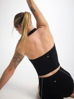 טופ קולר עם חזייה פנימית מבד ilios