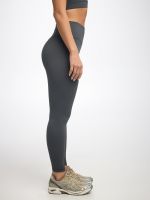 טייץ בגזרה גבוהה באורך ”25 מבד nero