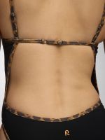 בגד ים שלם גב פתוח עם כתפיות דקות