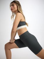 טייץ בייקר באורך 8” מבד ilios ריב