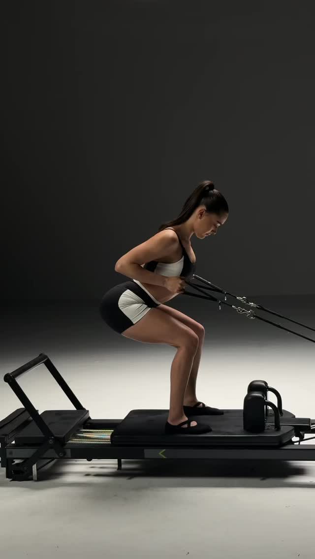 Stay with it.
in Ilios.

Black & White Collection