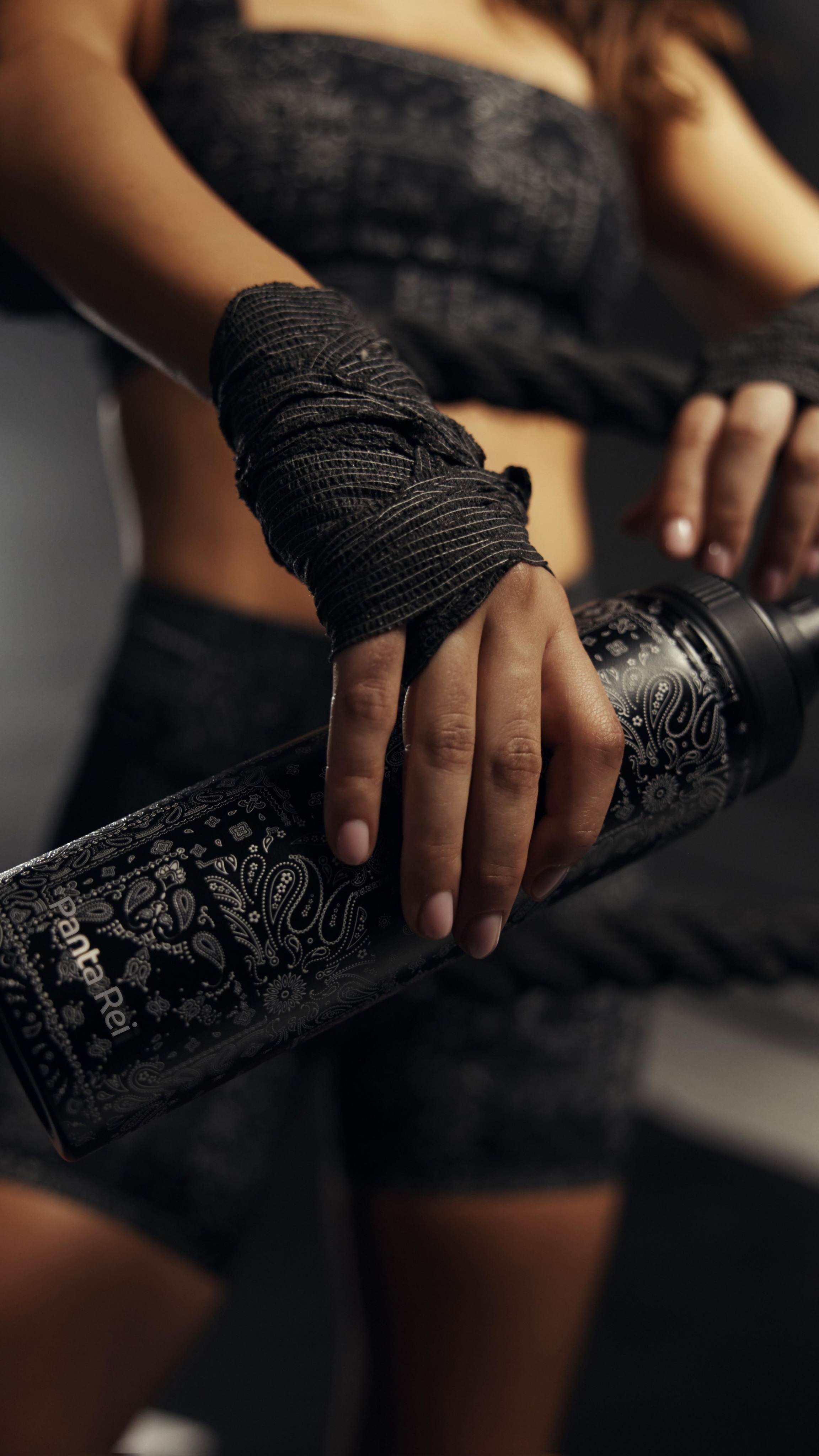 Match it all.
new Nero print.
Black & White Collection