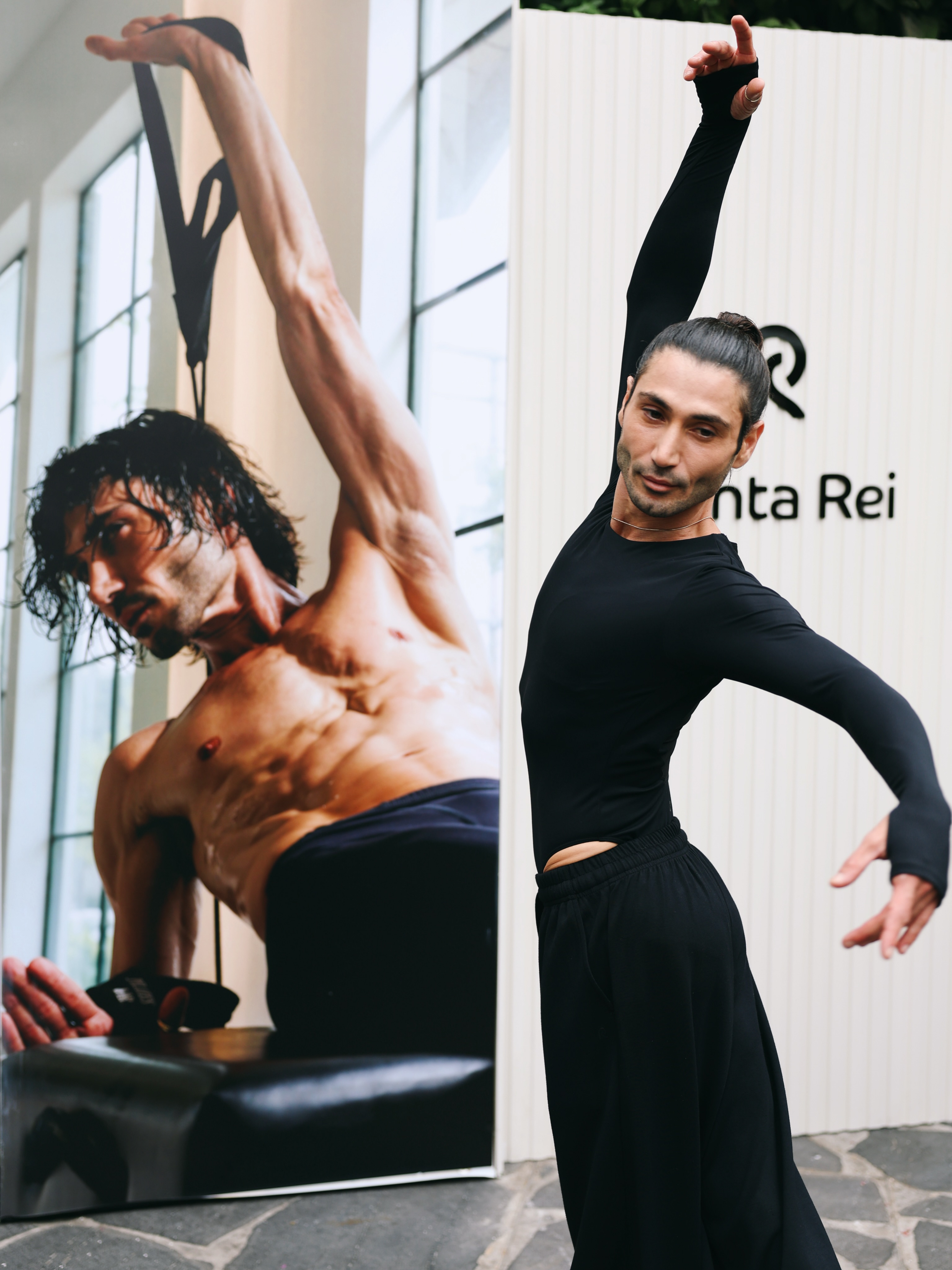 Move like a dancer. Train like an athlete.

Panta Rei x Or Kahlon collection is now live 🖤