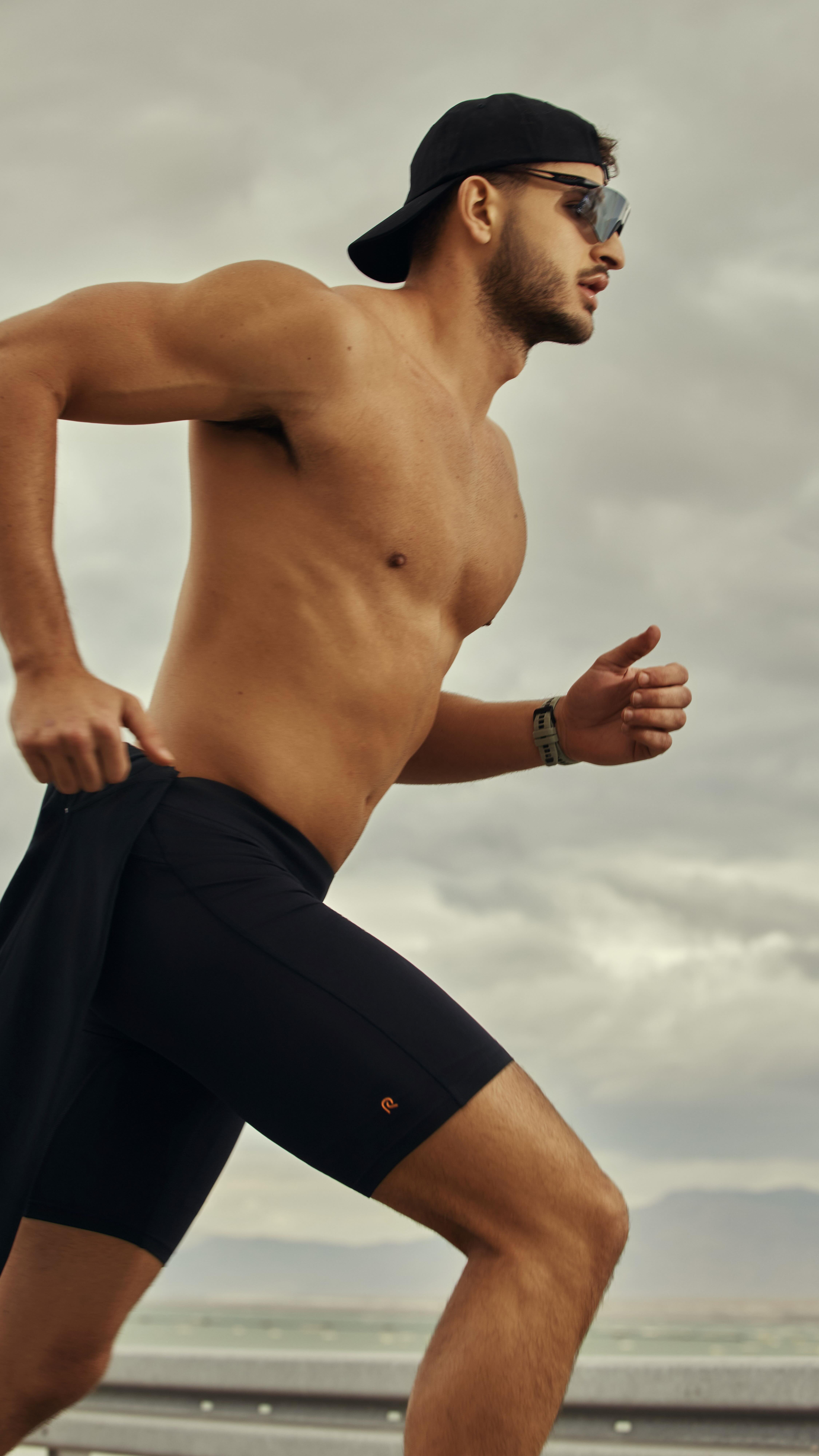 Running is movement.
Earn every mile.

Men’s Running Collection.