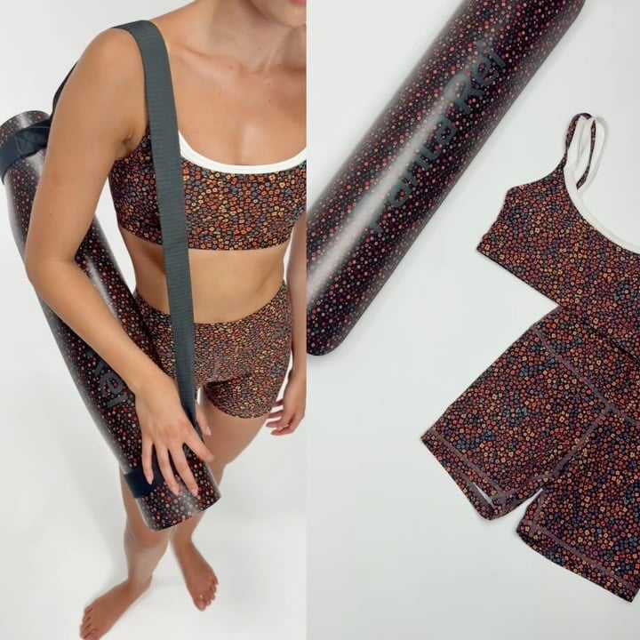 PICK YOUR LOOK>>
1. Ready to flow.

2.One & done.

3.Go long.