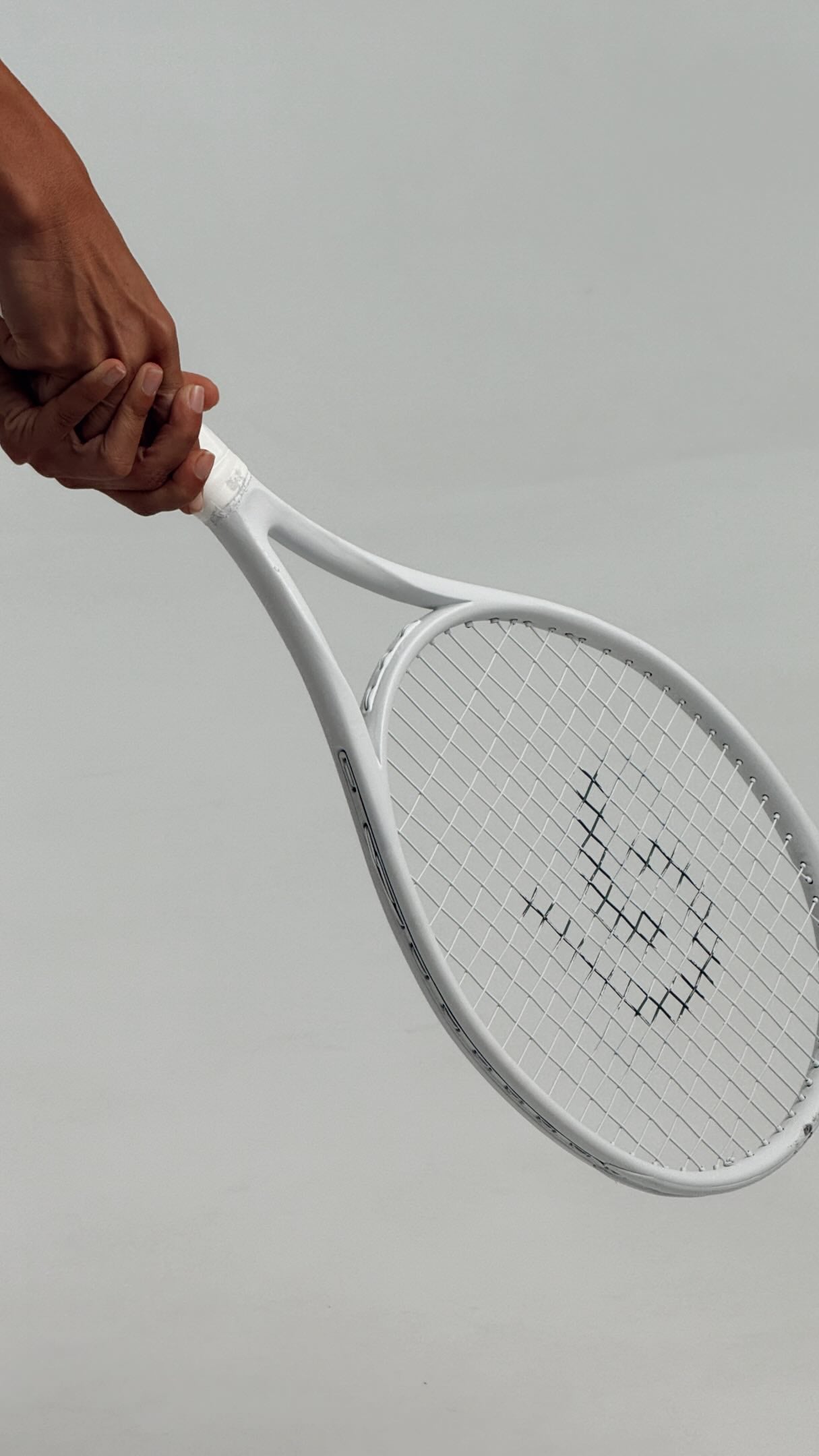 THE TENNIS EDIT.
Move. Flow. Play.